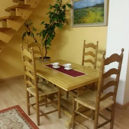 Apartman * Szekszárd